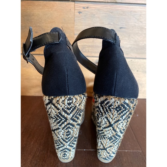 MIA Reeba Wedge - Picture 4 of 7